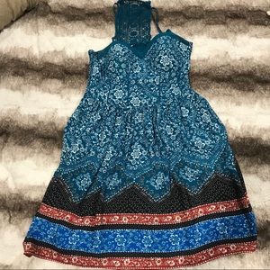 Blue floral print dress with pockets